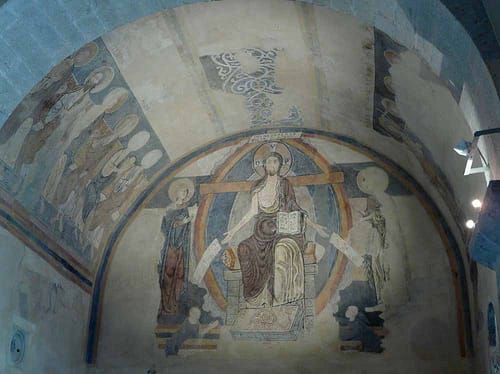 La vieja abadía de Payerne y sus frescos La vieja abadía de Payerne y sus frescos