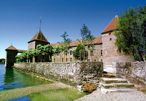 Rolle, pequeño pueblo medieval cerca de Ginebra