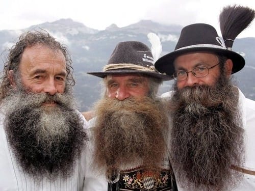 Curioso concurso de barbas en Chur